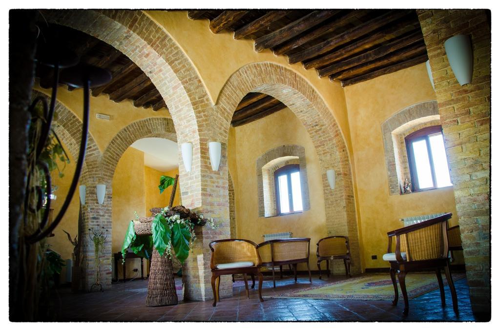 Agriturismo Sant'Agata Пьяна-дельи-Альбанези Экстерьер фото
