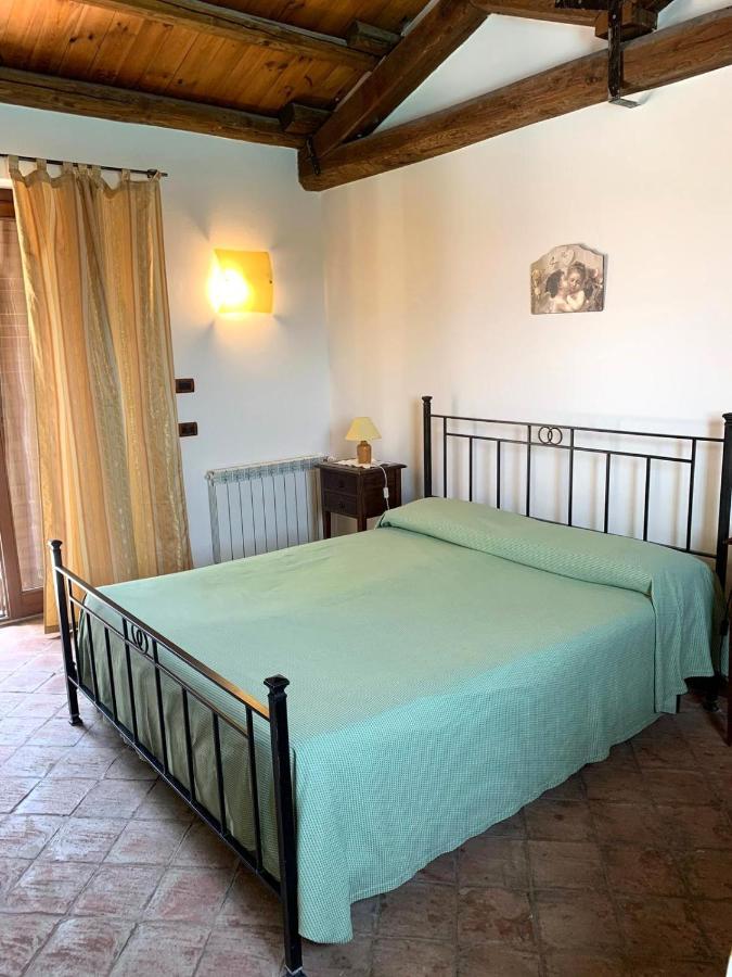 Agriturismo Sant'Agata Пьяна-дельи-Альбанези Экстерьер фото