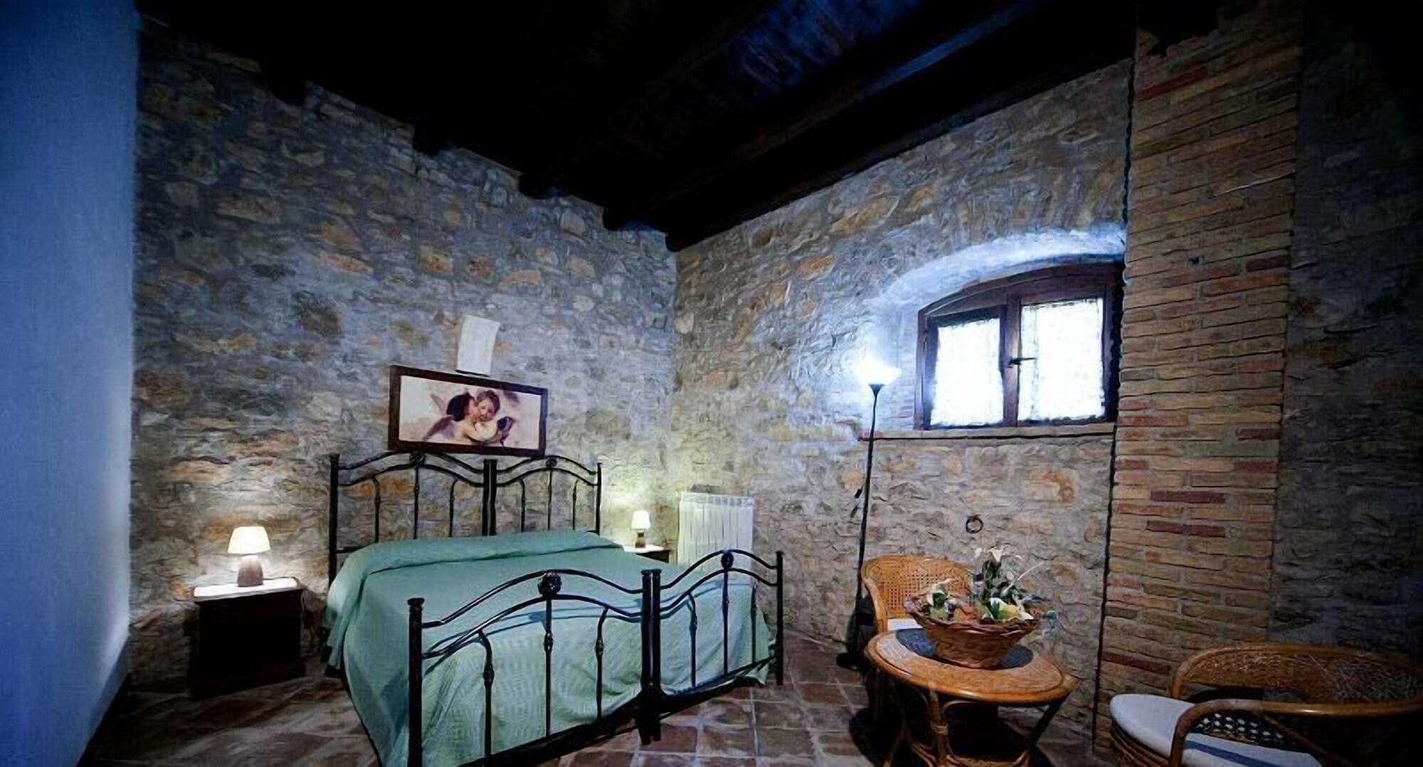 Agriturismo Sant'Agata Пьяна-дельи-Альбанези Экстерьер фото