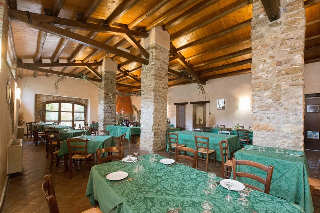Agriturismo Sant'Agata Пьяна-дельи-Альбанези Экстерьер фото